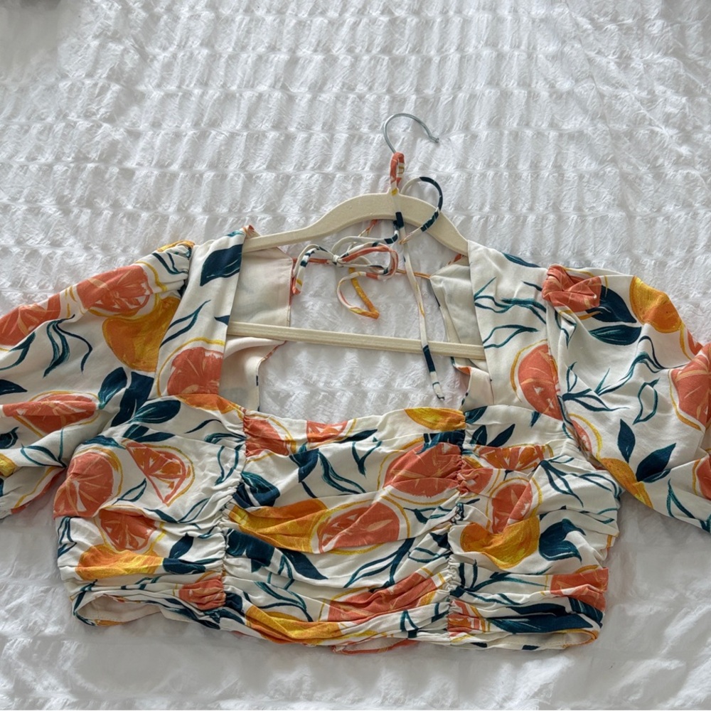 Cap Sleeve Floral Crop Top
